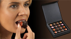 Assortiment de produits gourmands présenté dans un coffret
